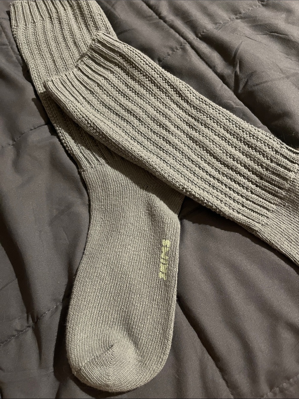 Skims socks